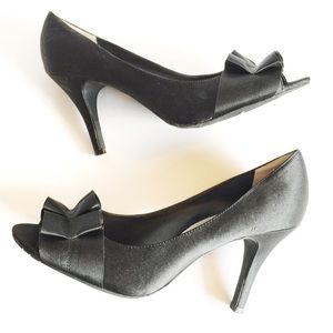 Apt 9 | satin black peep toe pumps